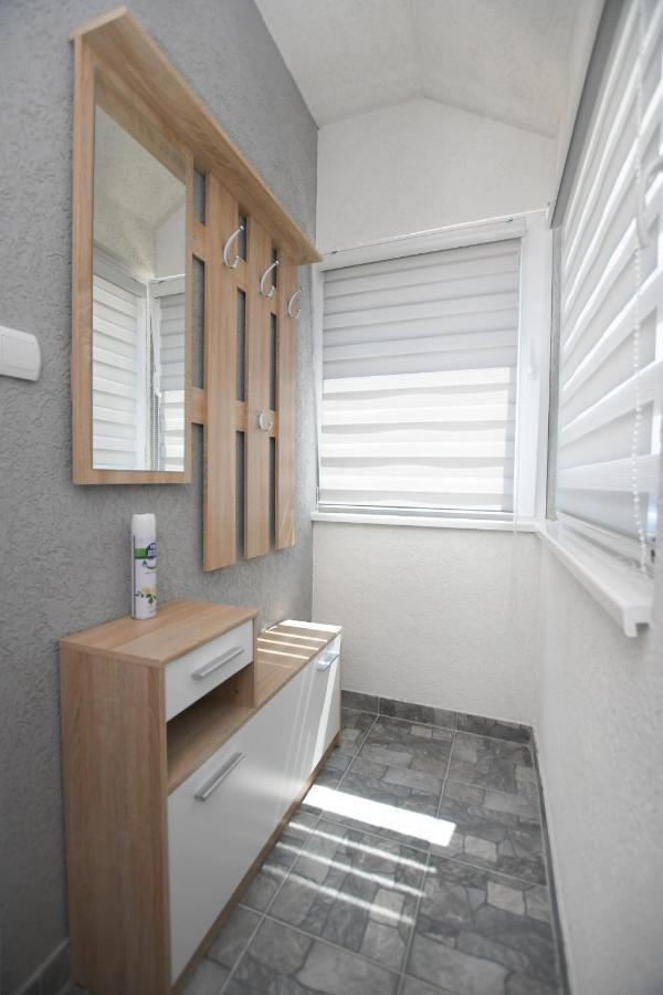 Relax Apartmani Kladovo Esterno foto
