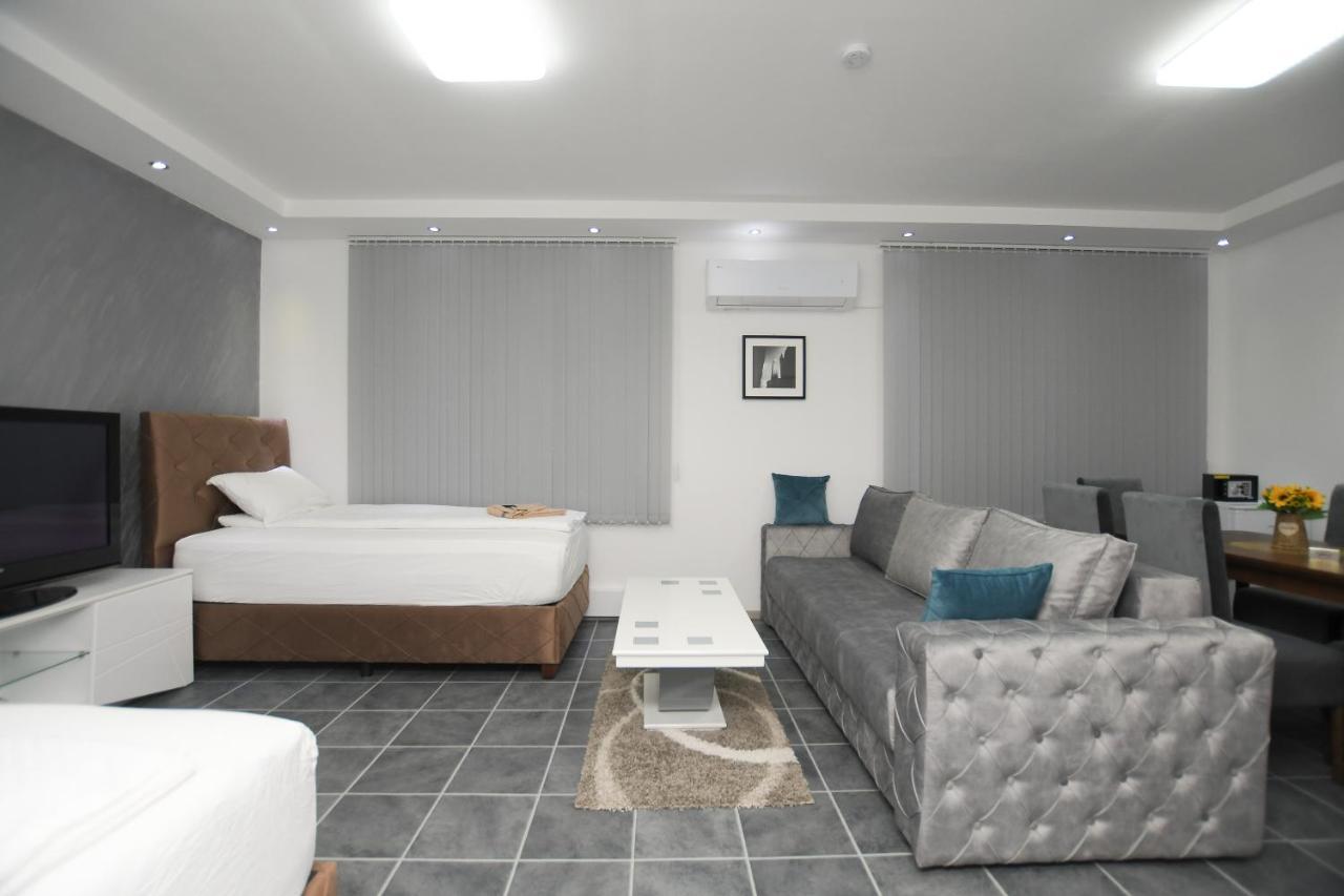 Relax Apartmani Kladovo Esterno foto